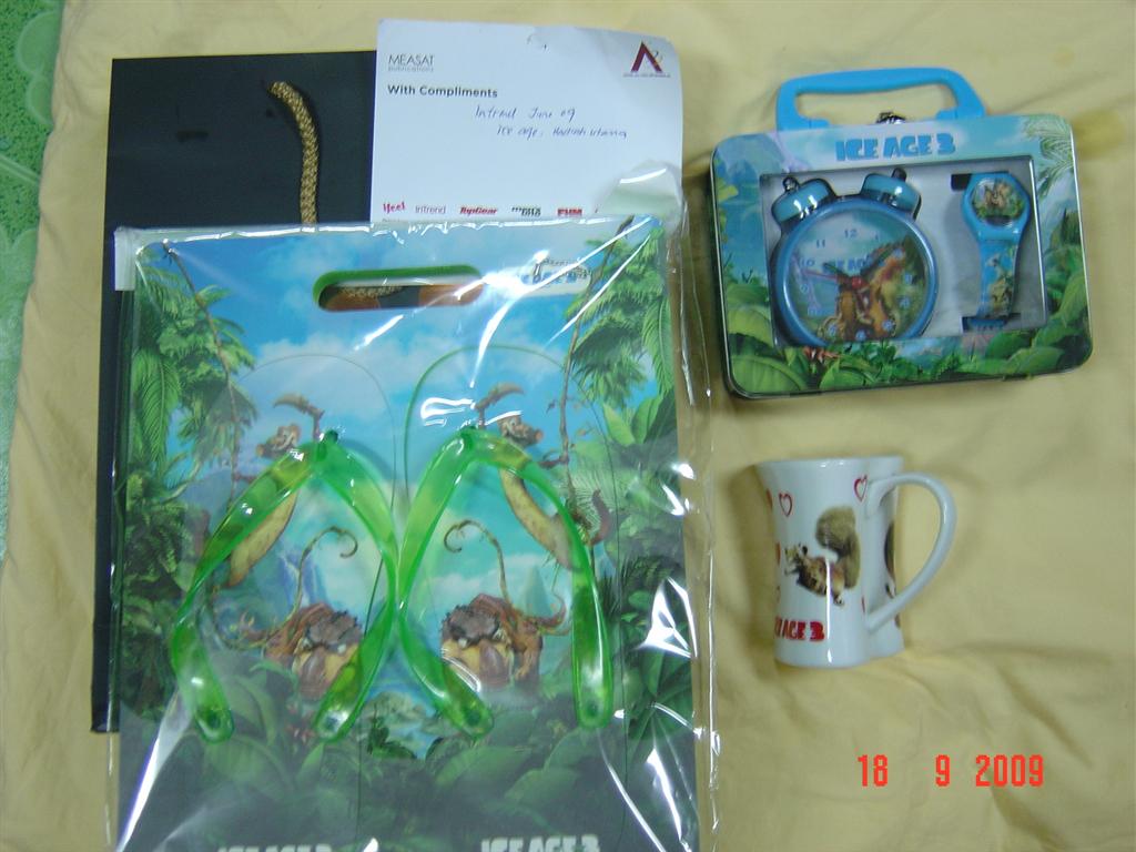 [DSC03565+(Large).JPG]