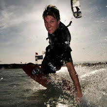 http://4.bp.blogspot.com/_gJoc2sCGNq0/Sx10ISob4dI/AAAAAAAAE6I/U1oPAyS5ncQ/S220/Jorrit+Tooside.jpg