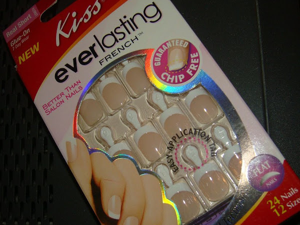 Nail Of The Day/Product Rave: Kiss Everlasting French