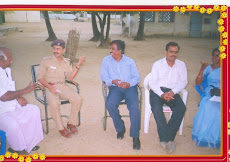 Discussing with Avinas kumar I.P.S., at Inaguration Programme for Free Psychological Programme