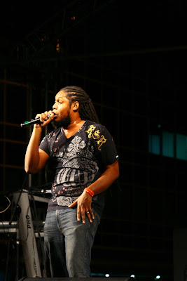 ALVANGUARD PHOTOGRAPHY (2009): Humanitarian Concert for Victims of