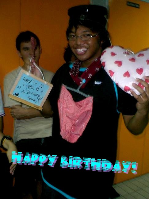 [BDAY+HAN+HIMSELF+(3).JPG]