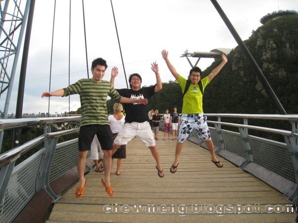 [lunapic_126070153898488_16.jpg]