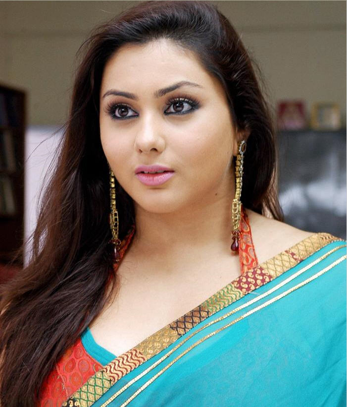 WORLD BEST WALLPAPERS: south india sexey star nametha 2