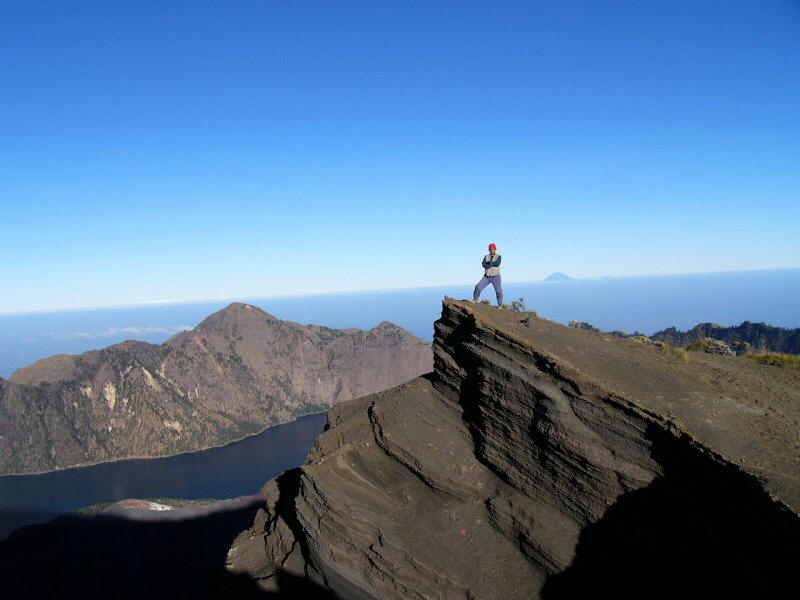 http://4.bp.blogspot.com/_gS0v37S2CGs/S625Iti2oHI/AAAAAAAAABg/RHtaaVVb3RQ/s1600/mount-rinjani.jpg