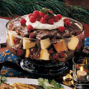 Raspberry Chocolate Trifle Recipe ~ Chocolate Raspberry Cake
