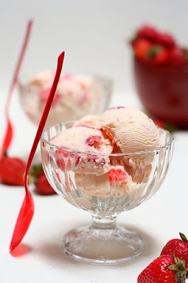 Strawberry Cream Cheese Ice Cream Recipe ~ Chocolate Raspberry Cake