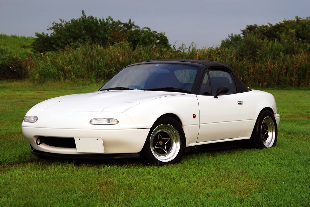 [MX5+white+starshark+14X6.5+et+6.jpg]
