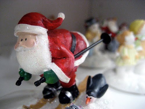 [holiday_santa.jpg]