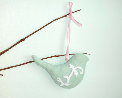 Green felt Easter bird Green felt Easter bird
