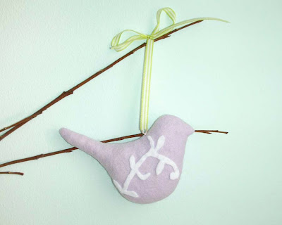 Lilac felt Easter bird Lilac felt Easter bird