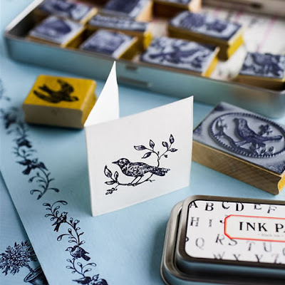 Birds & nests rubber stamps from Cox & Cox Birds & nests rubber stamps from Cox & Cox