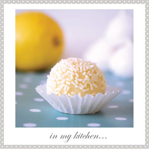 Lemon meringue white chocolate truffles by Torie Jayne Lemon meringue white chocolate truffles