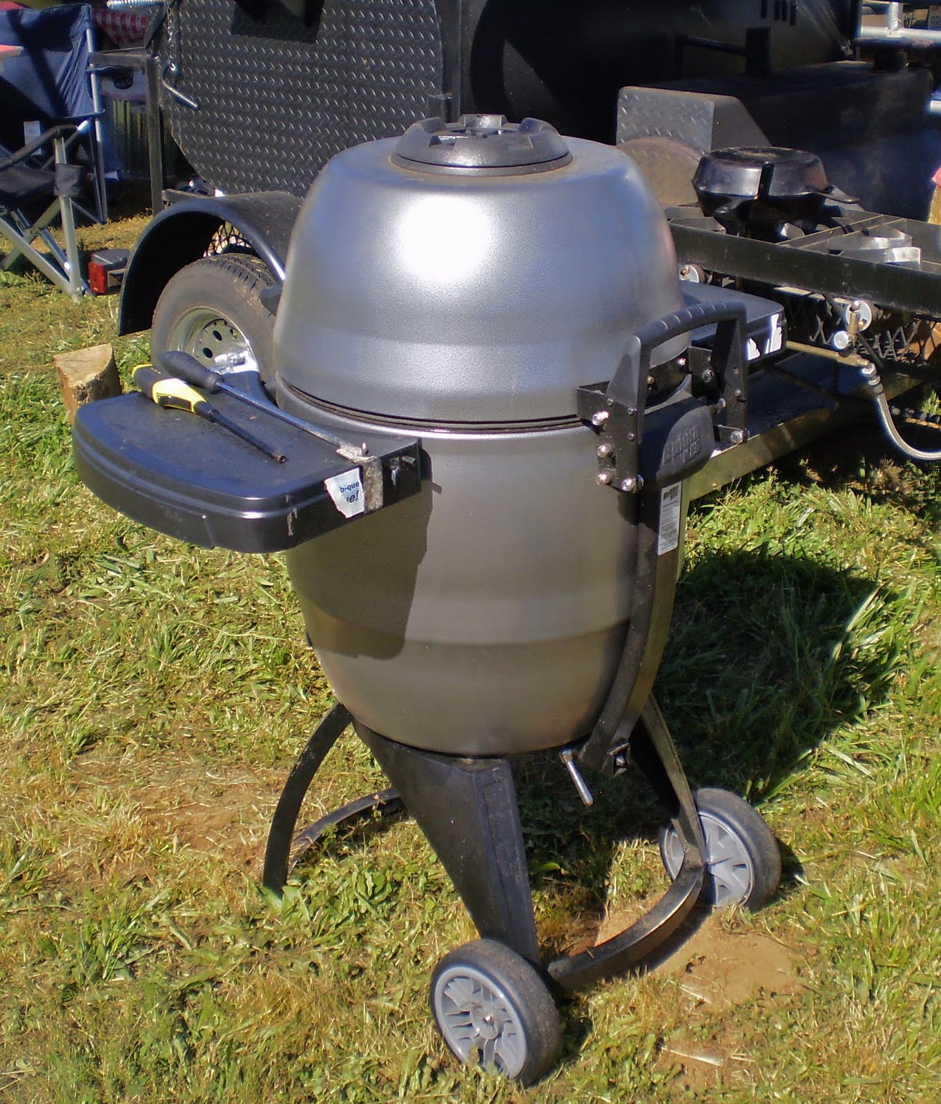 MAD MEAT GENIUS June 2010