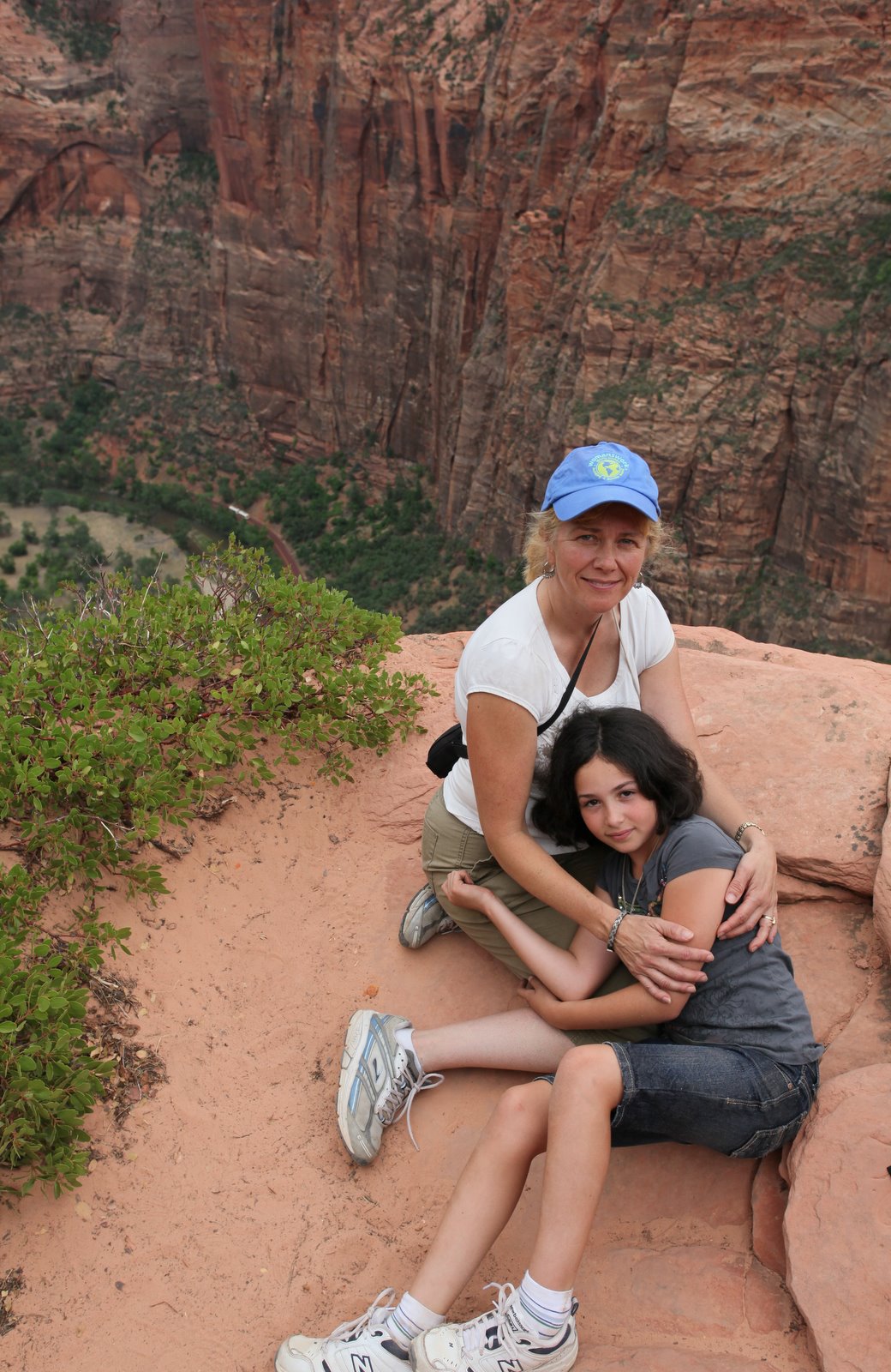 [2009-07-24+110244+1.JPG]