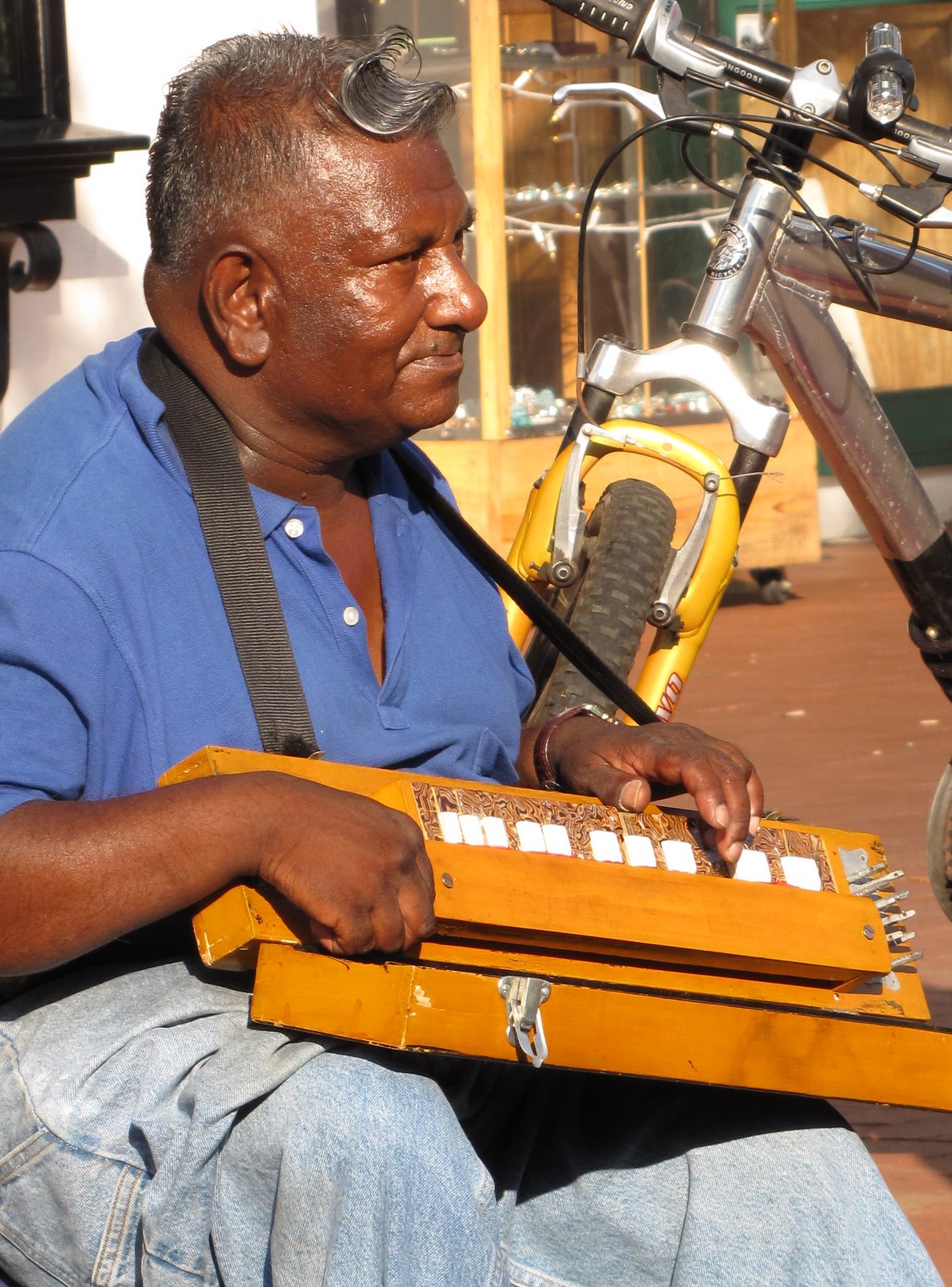 [2009-09-01+193152+2.JPG]