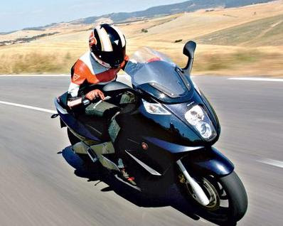 Piaggio Gilera GP 800 Sport Bike Style-1