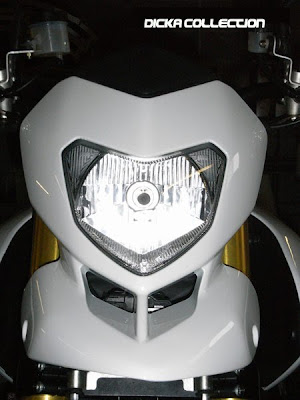 Ducati Hypermotard 1100 White Muscular Super Fighter 1