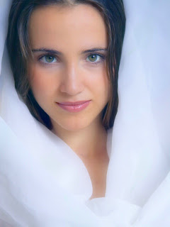 Natalia P. - In White-fashion and beauty (photoforu.blogspot.com)