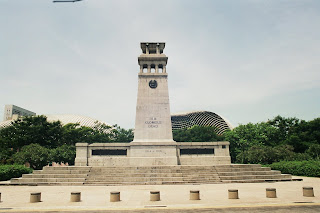 singapore cenotaph