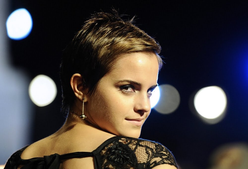 emma watson short hair pics. girlfriend Emma Watson (Rex Features) emma watson short hair 2010.