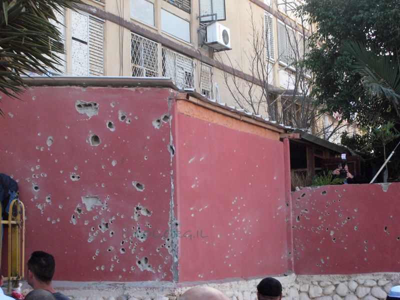 [nf_E-02_625113.jpg]