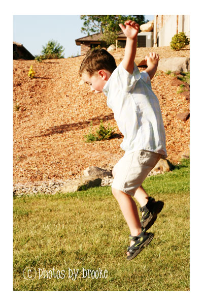 [brandon-jumpiing.jpg]