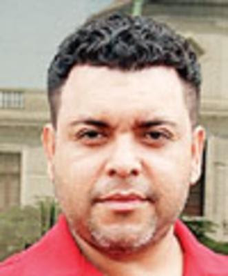 Andr s Hurtado inicia campa a contra 99 Andr s Hurtado inicia campa a contra 61