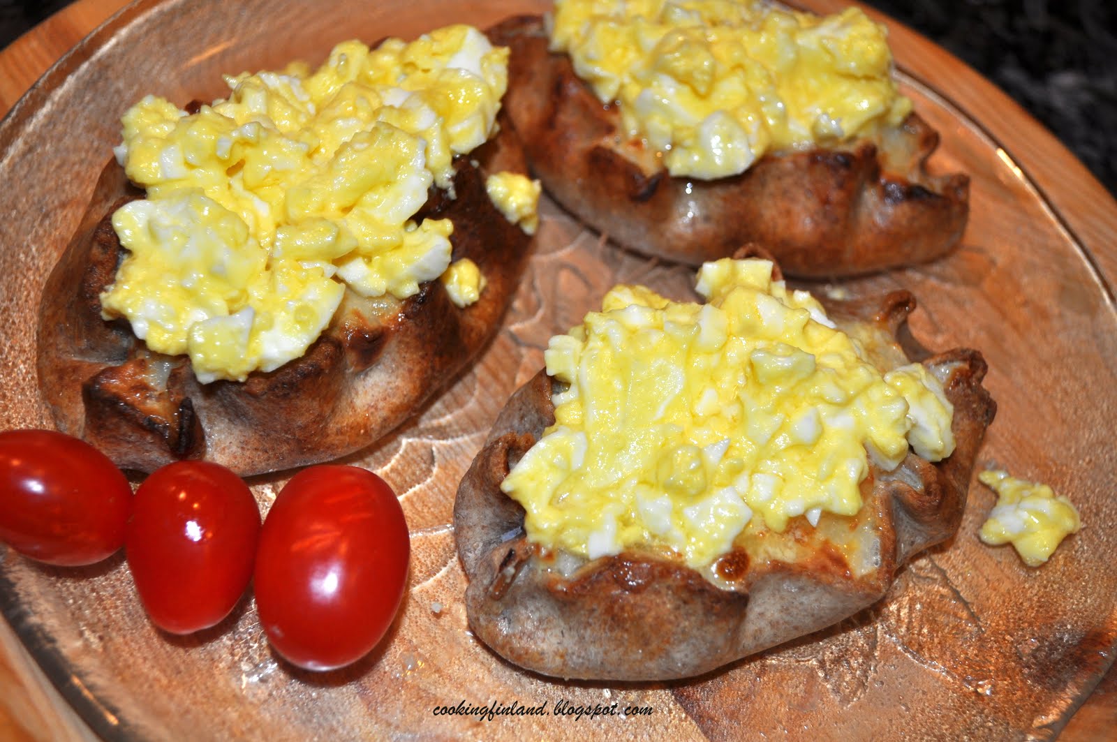 Cooking Finland Karelian rice pies with egg butterKarjalanpiirakka