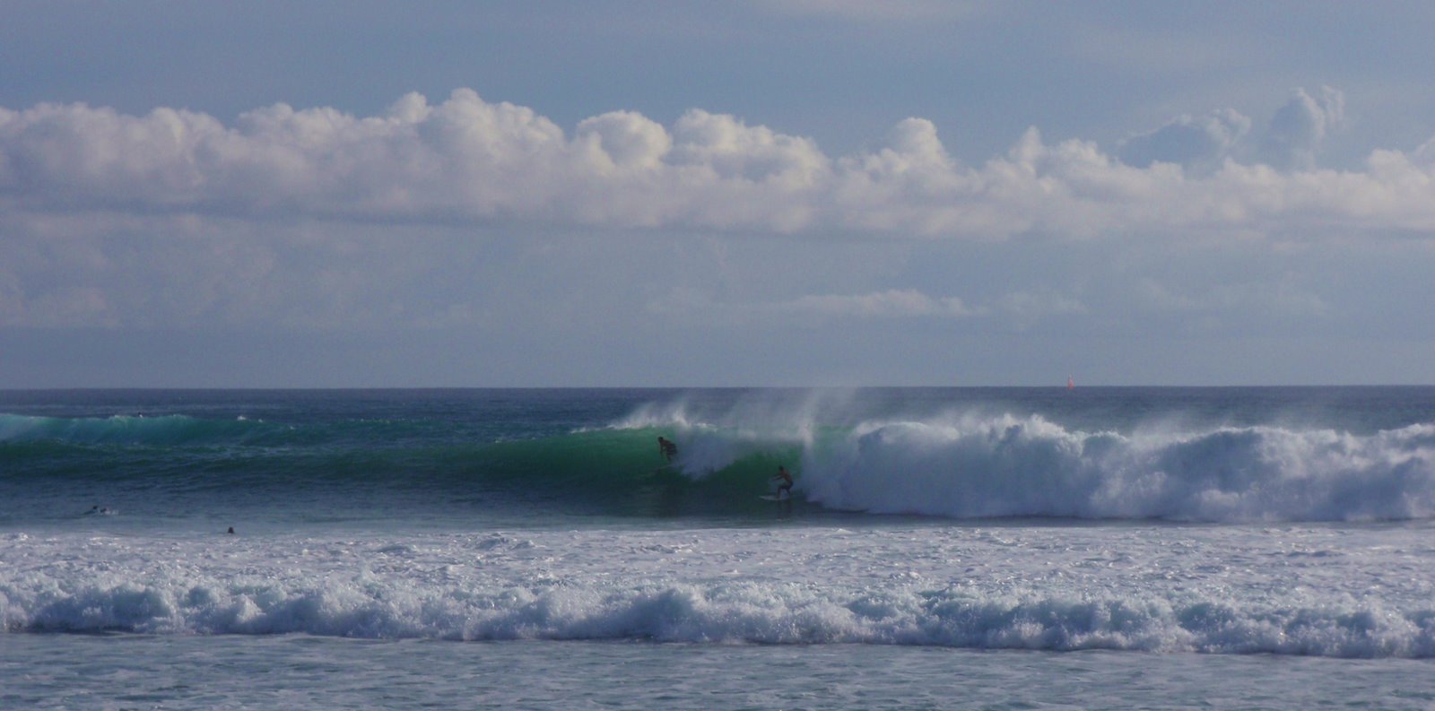[SURF+ST+GILLES+(5).JPG]
