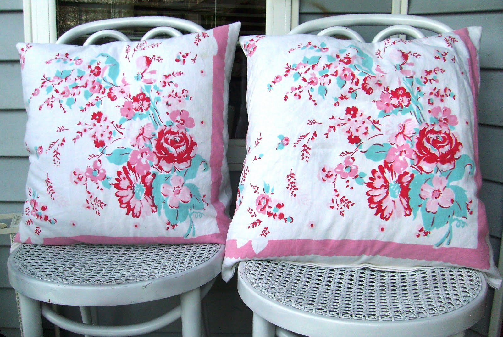 Vintage tablecloth pillow covers / Create / Enjoy