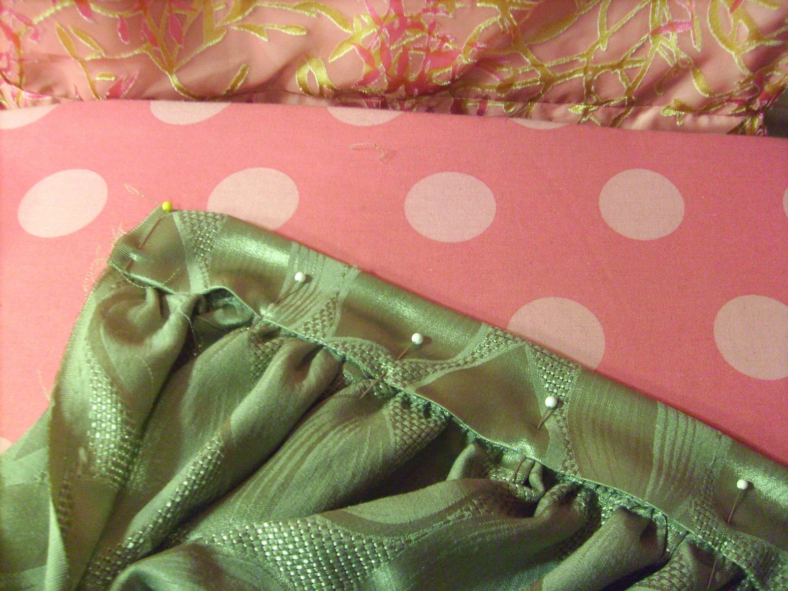 Simple gatheredtowaistband skirt tutorial! / Create / Enjoy