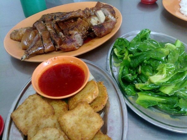 [7033_284557840299_610575299_8933098_3924681_n.jpg]