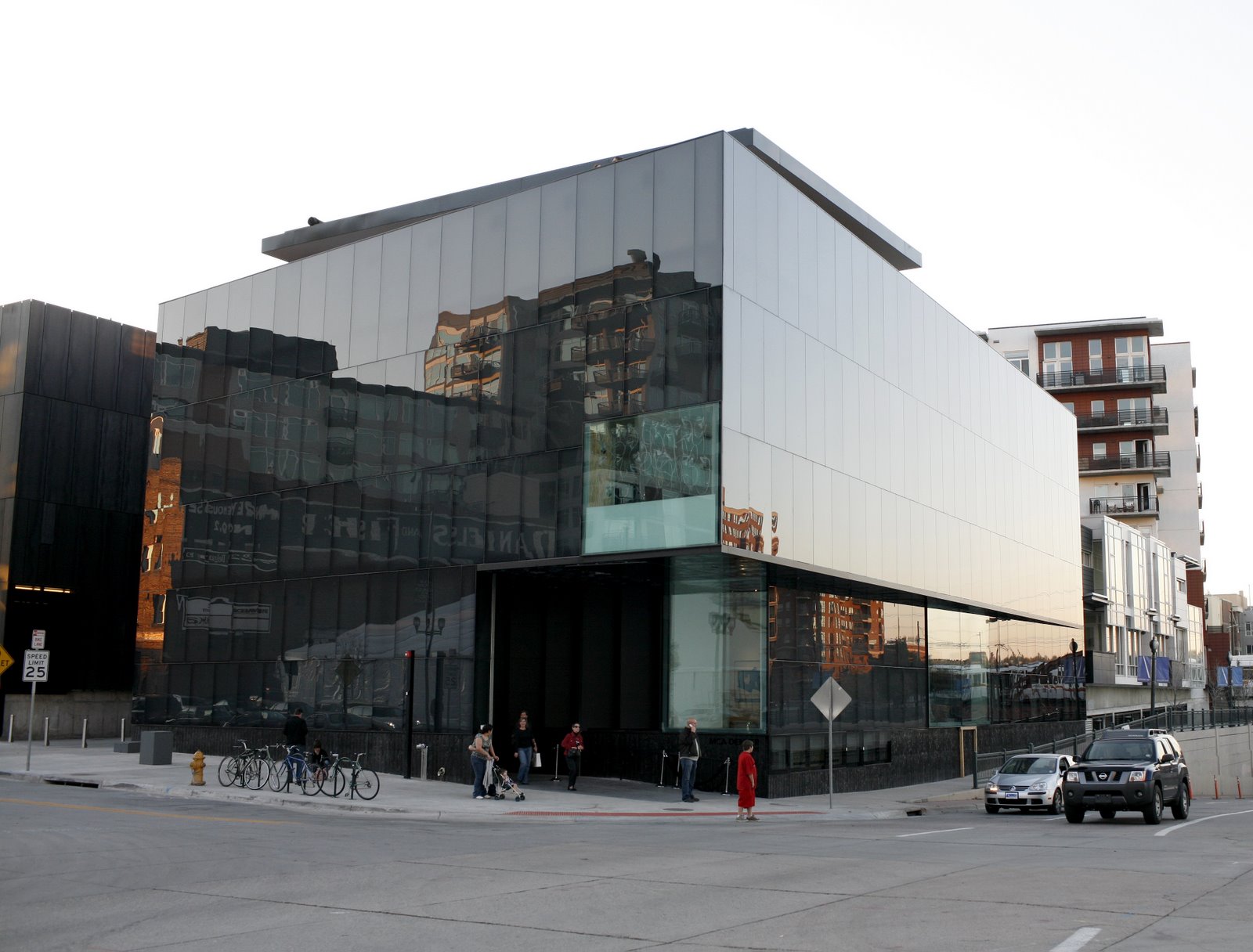 [MCA+DENVER+Exterior1+Gr#3DB.jpg]