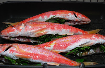 La Piccola Casa: Triglie grandi alla piastra sfumate al vino bianco