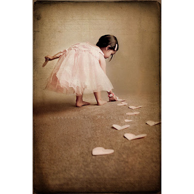 ●●≈||ღ مـدونـتـي ღ||≈●●   Children,girl,love,path,child,cute-fefc624d2921fc6566c0b5ade318a434_h