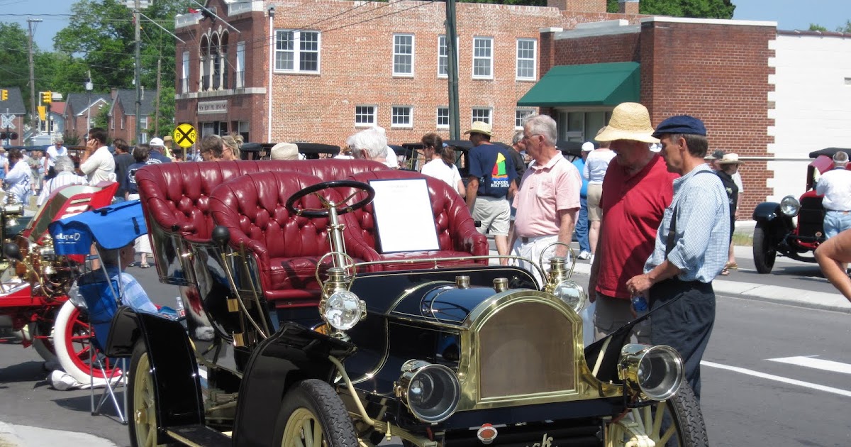 Where the Two Rivers Meet New Bern, NC Grand National Antique Car