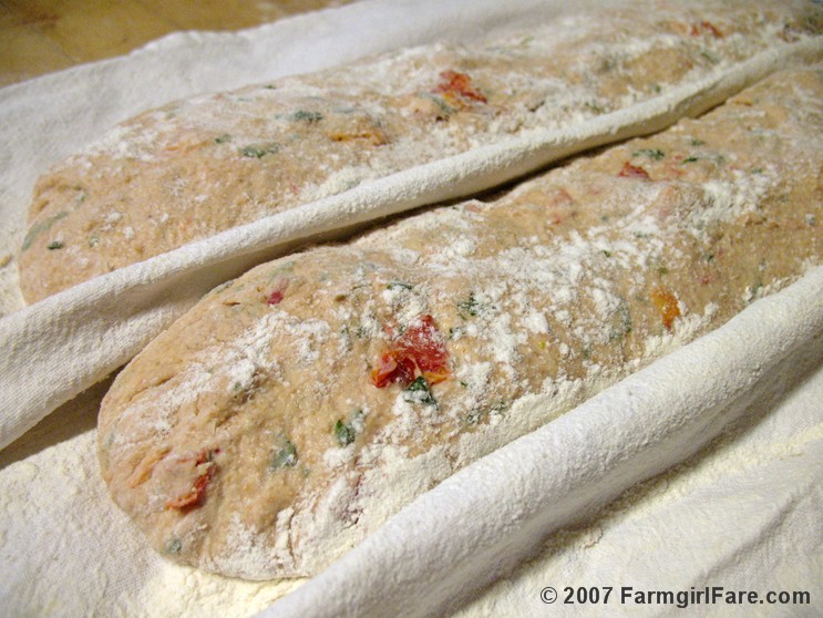 [Copy+of+tomato+basil+sourdough+bread+in+couche.JPG]