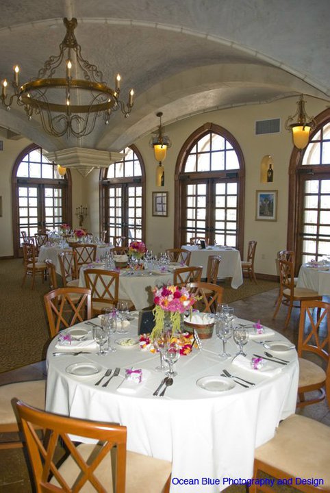 The neautral colored chairs and table linens complimented the venue 39s 