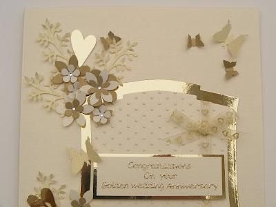 Hand Wedding Cards on Crafty Love N Hugs Golden Wedding Anniversary Card Box