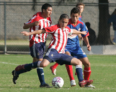 Gerson Mayen durante la Copa Internacional Chivas 2008
