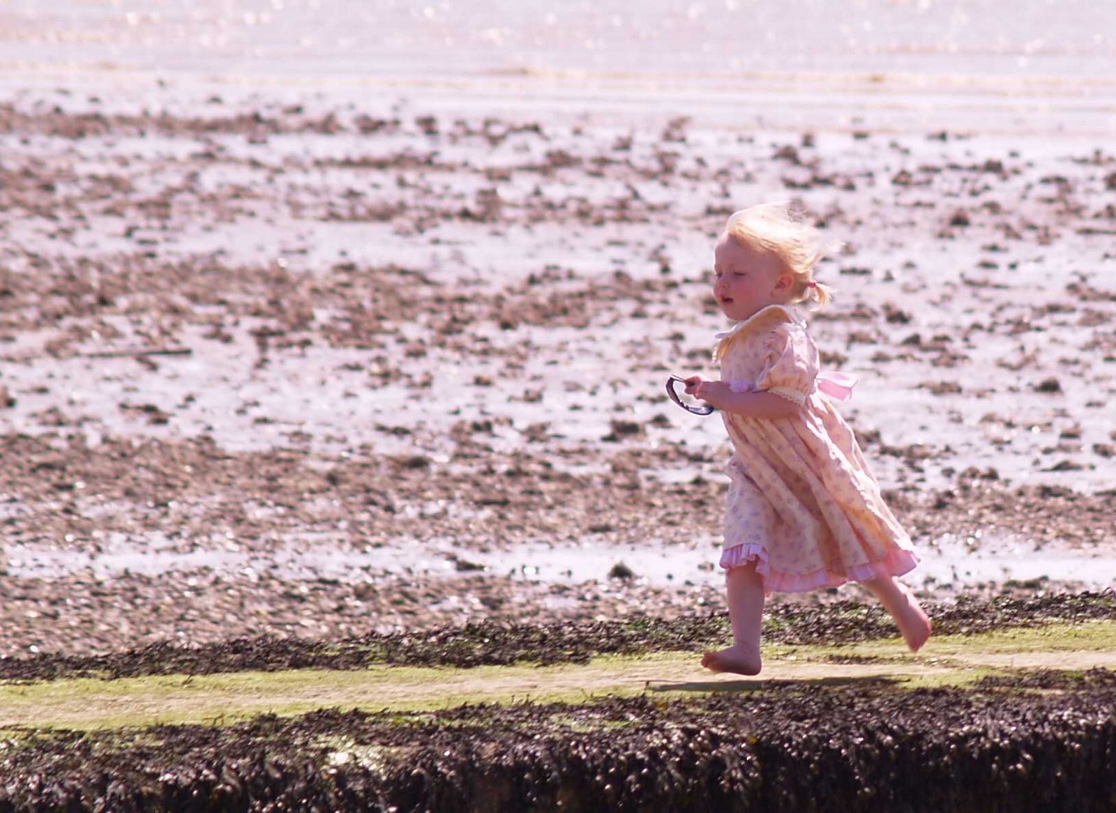[jemimah+beach.jpg]