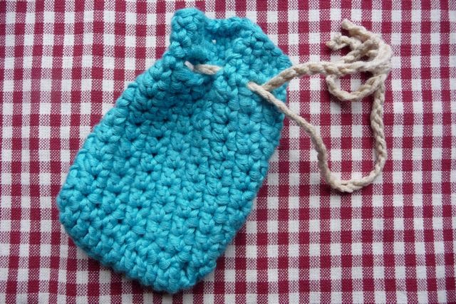 Cute Little Crafts: Crochet Net Soap Saver and Body Scrubber