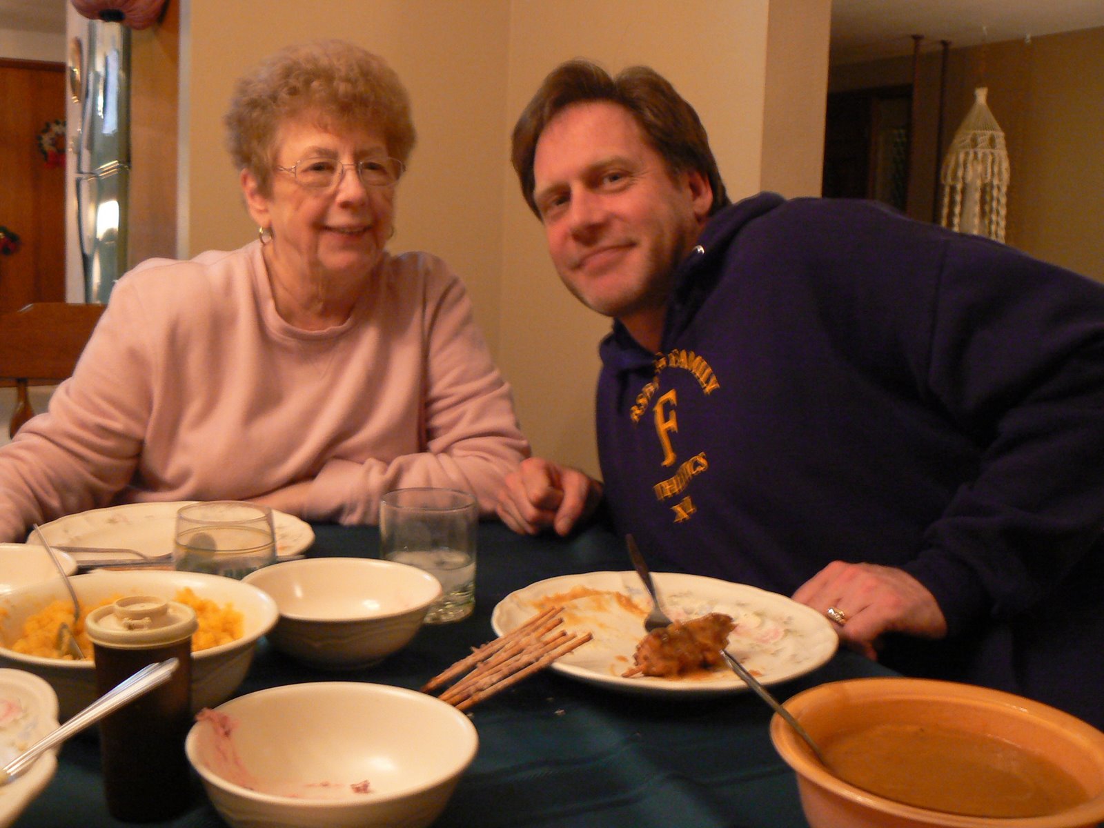 [city+chicken+Grandma+and+Dad.JPG]