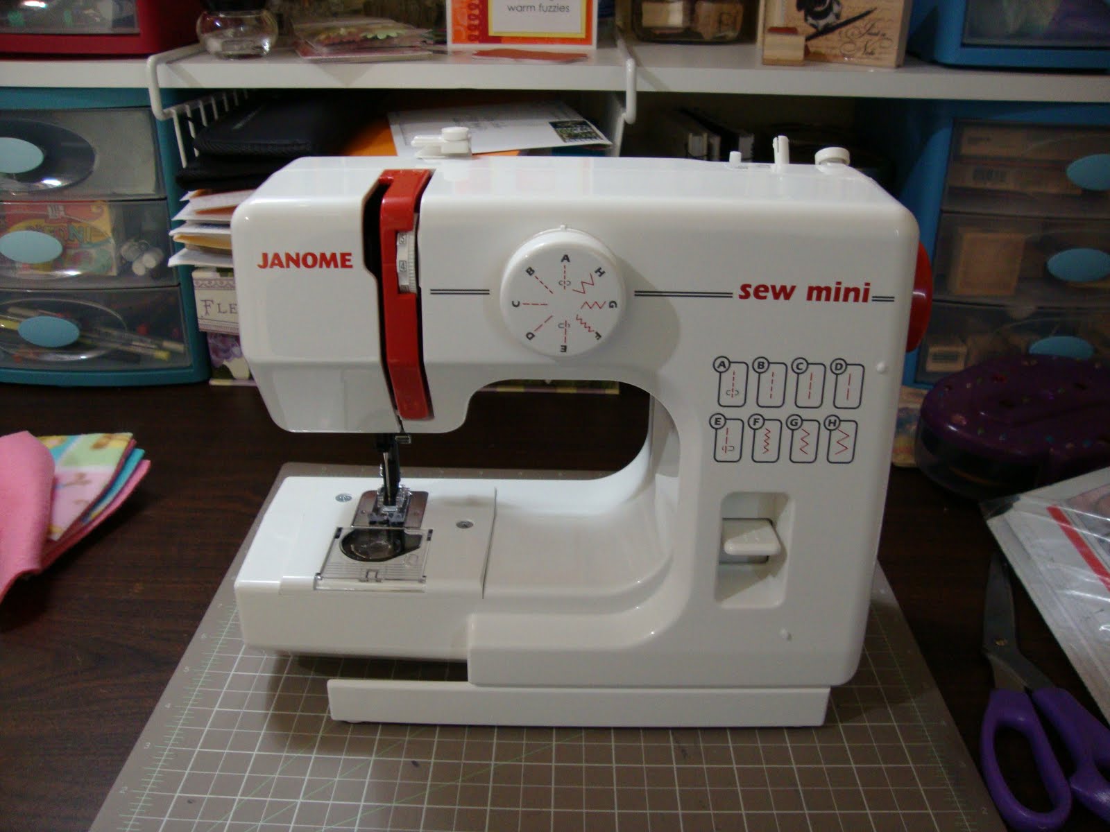 [Janome+Sew+Mini.jpg]
