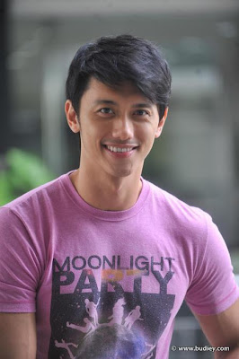 CROSSING (NTV7)