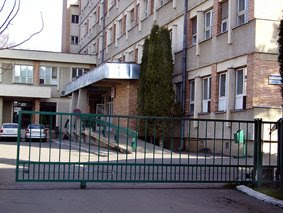 Personal supradimensionat la Spitalul Municipal Câmpina Spitalul+Municipal+Campina+2 Personal supradimensionat la Spitalul Municipal Câmpina