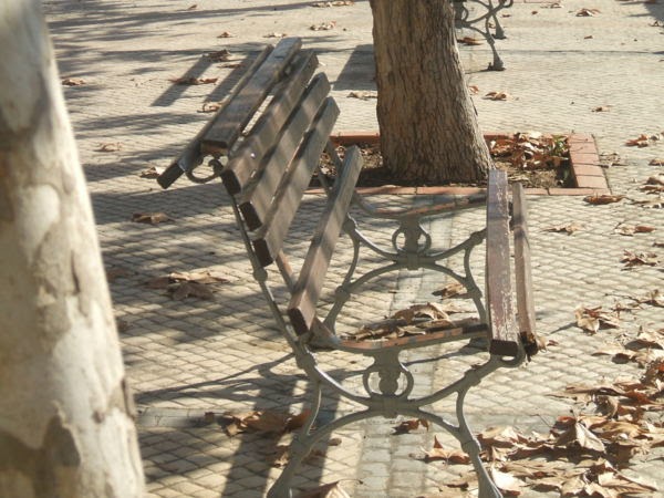 banco de jardim poema:DolceAlgodão: O QUE ME DÓI ( de Fernando Pessoa) banco de jardim poema:DolceAlgodão: O QUE ME DÓI ( de Fernando Pessoa)
