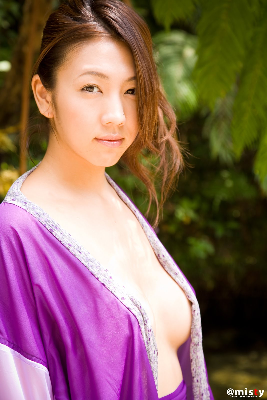 Pictures Yamanaka Tomoe Sexy White Stockings Star News