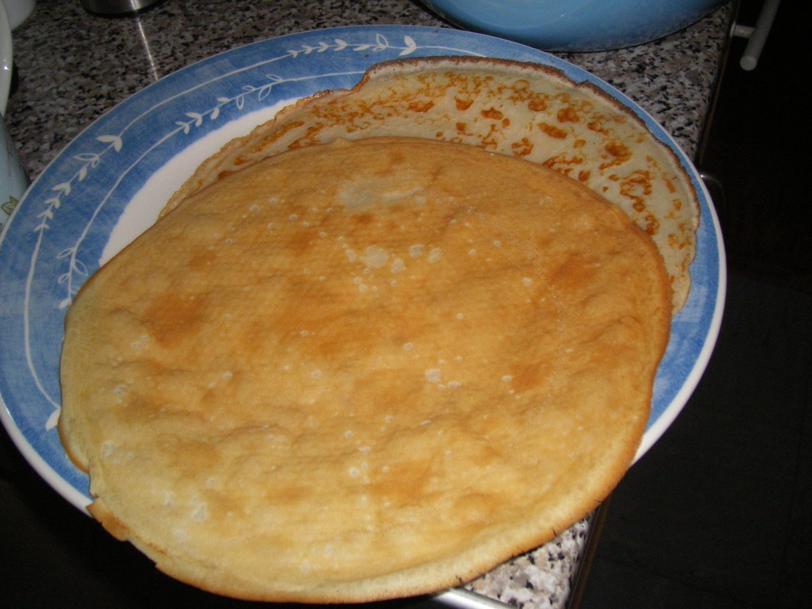 [Crepe2-full;init_[1].jpg]